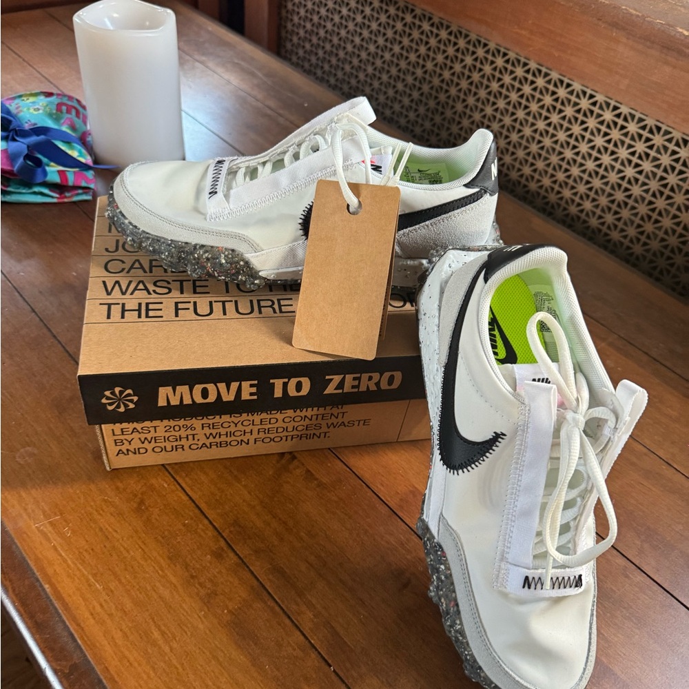 Nike sneakers size 7.5